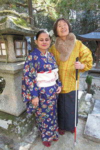 ホストファミリーの竹下さんのお宅で着物を着させていただいたミトゥさん